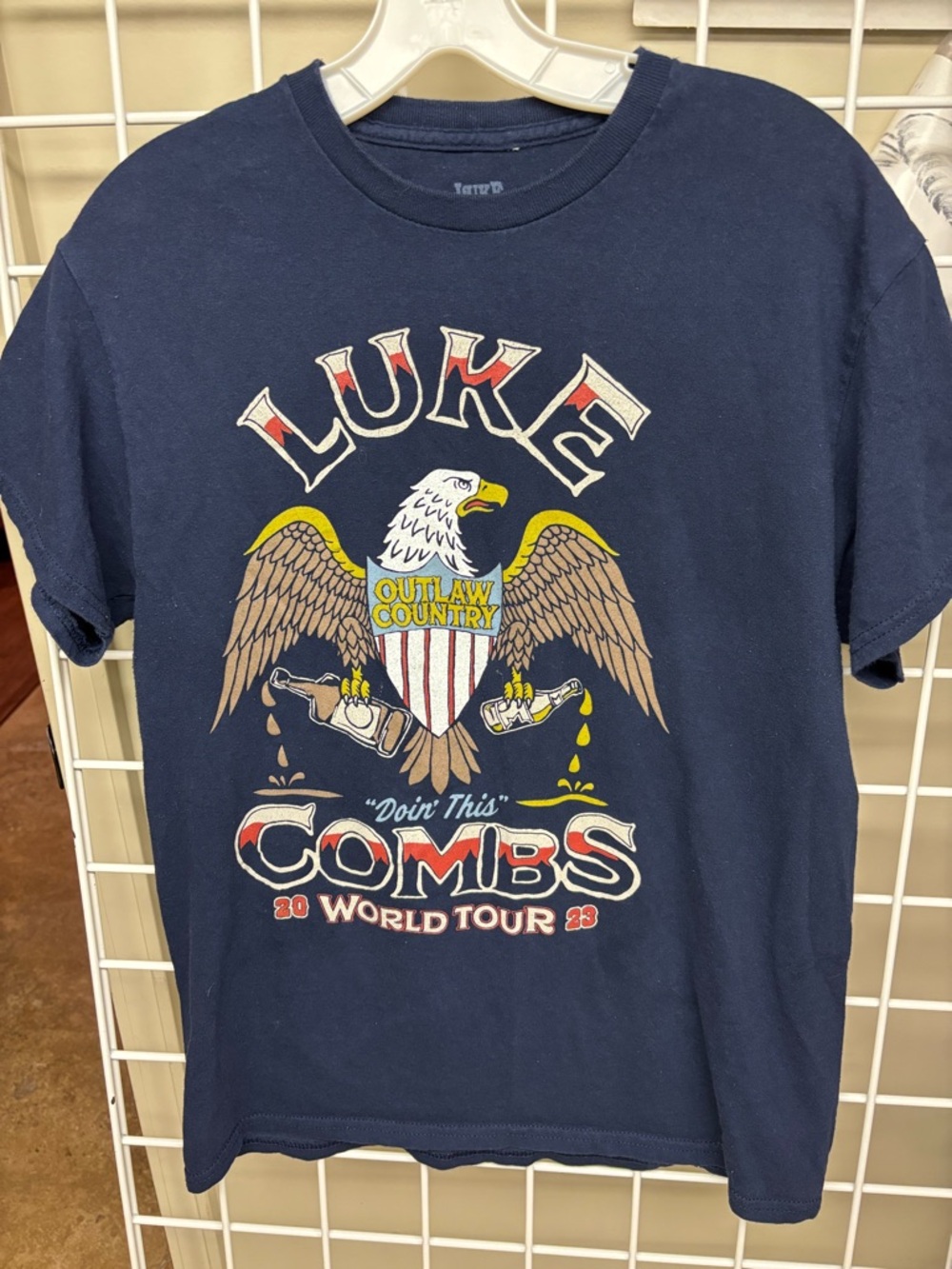 Luke Combs “Doin This” 2023 World Tour T-Shirt Size Medium. Cotton. Licensed.